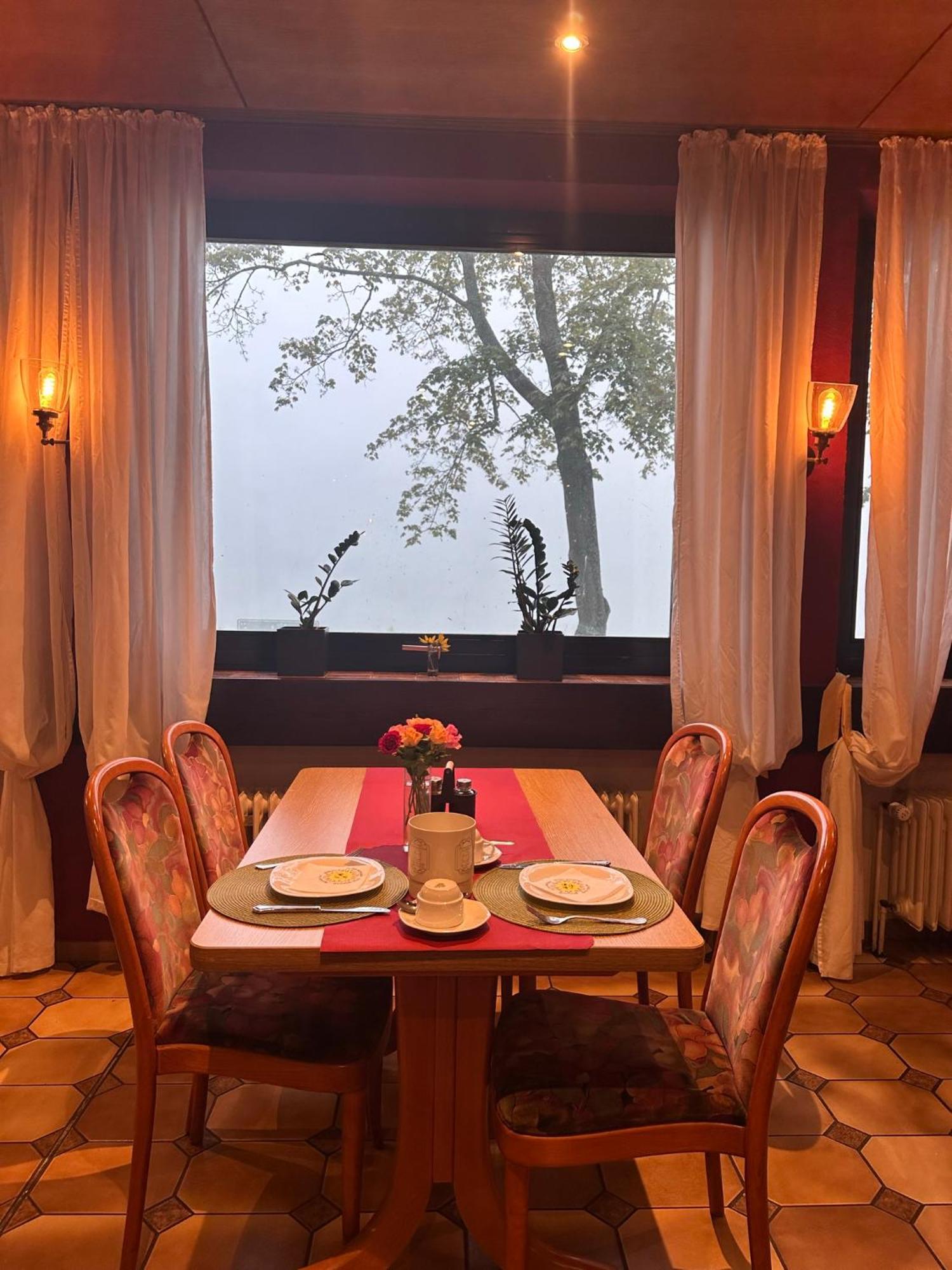 Hotel Krone Riesling Trittenheim Ngoại thất bức ảnh